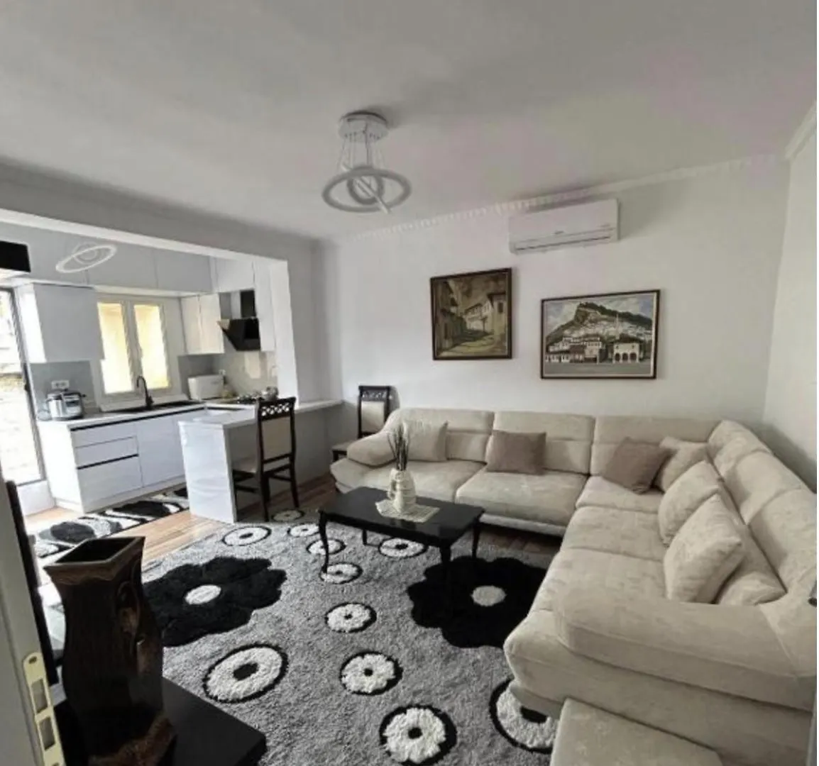 Apartment In Berat'S Center  Берат